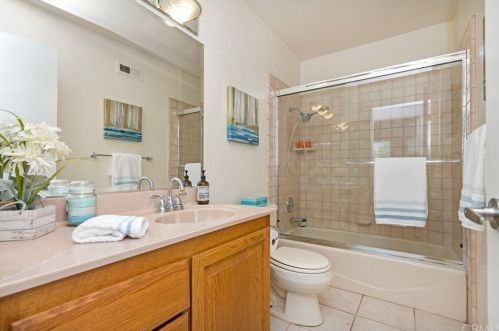 6298 Woodsboro Ave, Anaheim CA  92807-2347 exterior