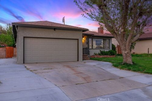 44426 Lowtree Ave, Lancaster CA  93534-2918 exterior