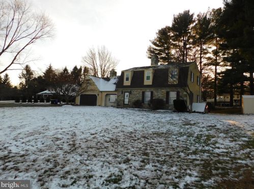 2502 Burgundy Dr, Fallston MD  21047-2112 exterior