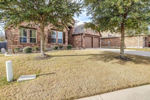 405 Sterling Dr, Fort Worth, TX 76126-2459