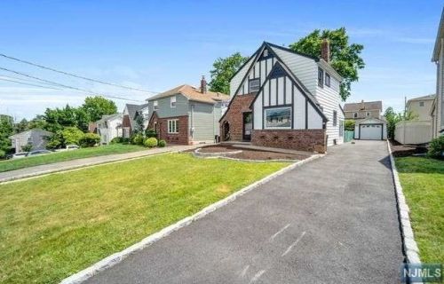 166 Lincoln Ave, Wood-Ridge NJ  07075-1100 exterior