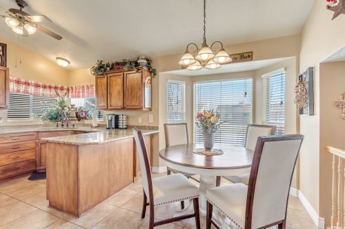 5442 Aristada Ave, Taylorsville UT 84081-5200 exterior