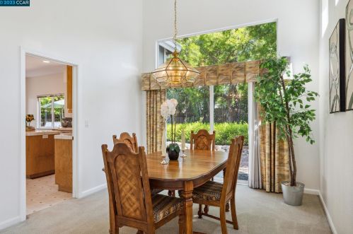 1437 Janet Ln, Concord, CA 94521-2657