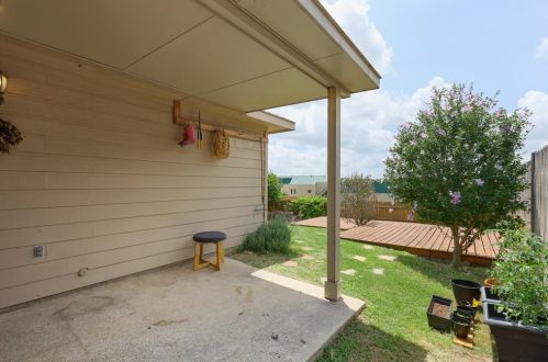 5601 Seafield Ln, Fort Worth TX  76135-2531 exterior