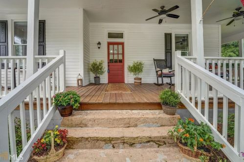 3107 Thompson Ave, Porterdale, GA 30014-2826