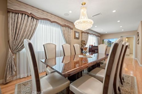 1215 Cordova Ave, Glendale CA  91207-1734 exterior