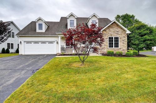 33 Adenas Walk, Glastonbury, CT 06033-1694