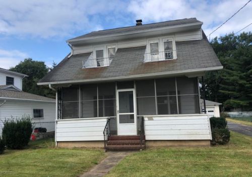 73 Atherton Ave, Pittston, PA 18644-1813