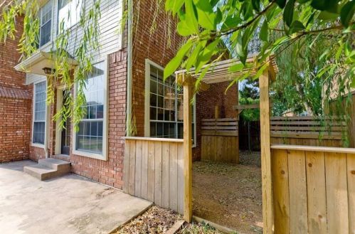 2413 Pistachio Dr, Irving TX  75063-3453 exterior