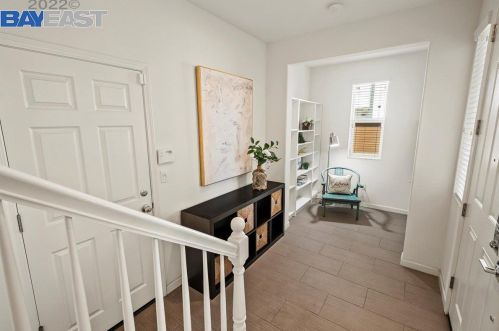 616 Staley Ave, Hayward, CA 94541-6288