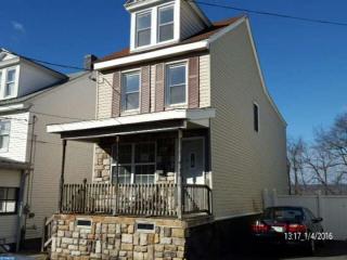 1422 Seneca St, Primrose, PA 17901-1017