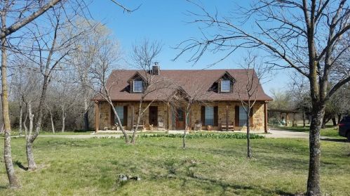 7251 Fm 730, Azle, TX 76020-1335