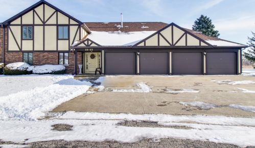 39 Crystal Ct, Swygert, IL 61764-9715