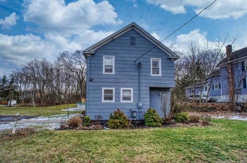 67 Woodruff St, Southington, CT 06489-3320