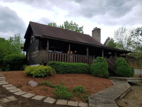 5152 Briar Ridge Dr, Aurora, IN 47001-3011