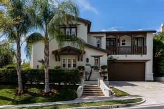 3821 Luna Ct, Altadena, CA 91001-3865