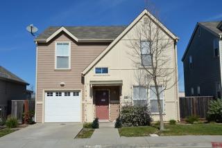 2701 Foothill Ave, Richmond CA  94804-3922 exterior