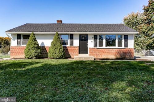 86 Victoria Ln, Lancaster, PA 17603-7018