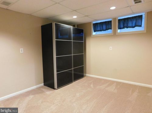 2502 Burgundy Dr, Fallston MD  21047-2112 exterior