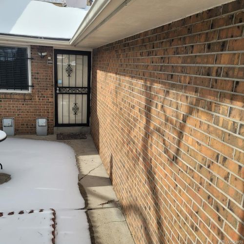 3675 Kipling St, Denver, CO 80033-5738