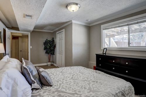 6262 Poplar St, Englewood CO 80112-1636 exterior