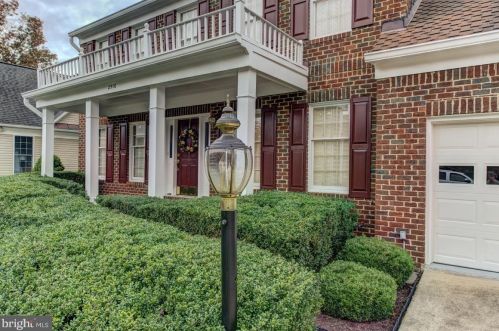 2510 Halterbreak Ct, Herndon, VA 20171-2931