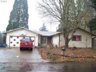 3662 Cherokee Dr, Springfield, OR 97478-6346