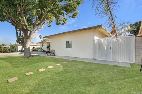 205 Holly St, Rialto, CA 92376-4315