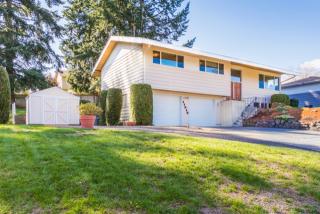 11019 186th St, Seattle WA  98055-7112 exterior