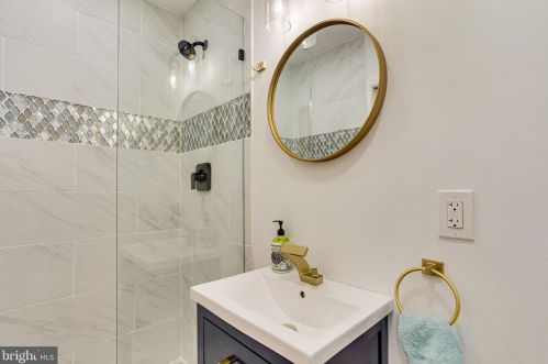 118 Fleetwood Ter, Silver Spring MD  20910-5511 exterior