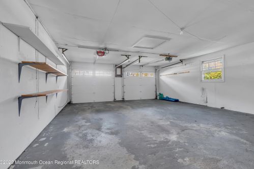 4 Judith Ct, Tinton Falls NJ  07712-4136 exterior