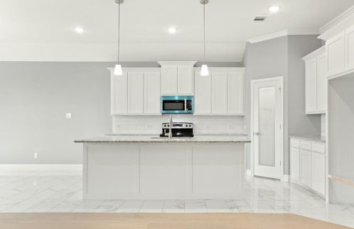 1524 Langston St, Fort Worth TX  76105-2723 exterior