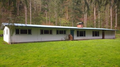 5713 Lewis River Rd, Yale, WA 98603-9754