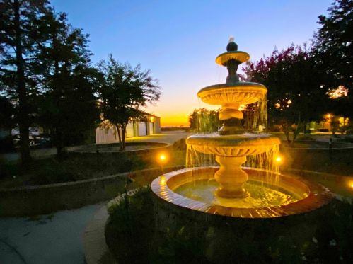 19375 Ray Rd, Lodi, CA 95242-9639
