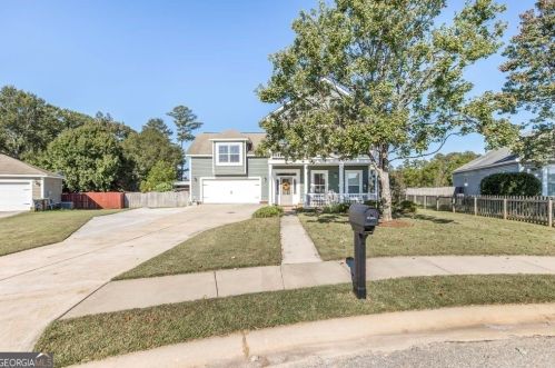 207 Courthouse Ln, Warner Robins, GA 31088-2128