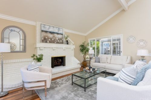 611 Frontier Ct, Anaheim CA  92807-4731 exterior