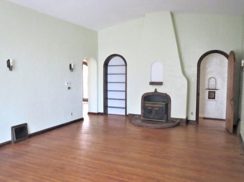 708 3rd St, Nelson, IL 61021-3212