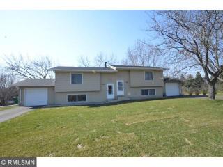 1398 Sigfrid St, Saint Paul, MN 55123-1743