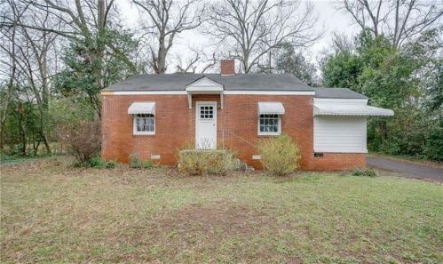 68 Mahaffey St, Jefferson, GA 30549-1134