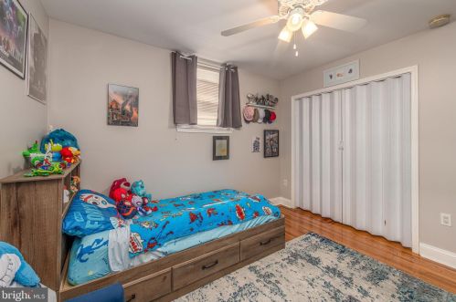 2947 Juniper St, Philadelphia PA  19148-4950 exterior