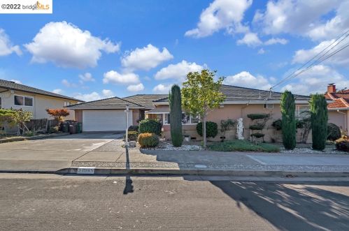 21985 Prospect St, Hayward, CA 94541-2698