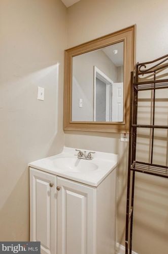 5215 Baltimore Ave, Philadelphia PA  19143-2622 exterior