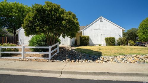649 Princeton Ct, Vacaville, CA 95687-6269