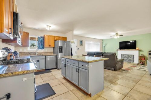 2332 Rosado Way, Rancho Cordova, CA 95670-5232