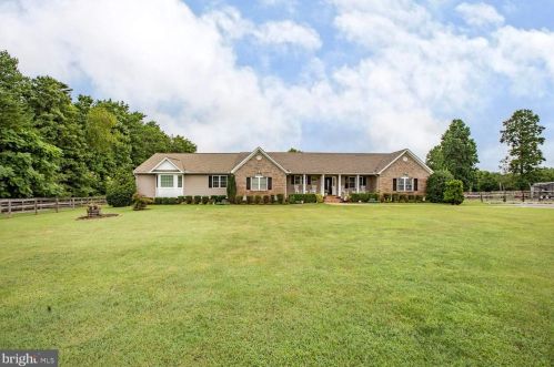 9600 T Pat Rd, Spotsylvania, VA 22551-5352