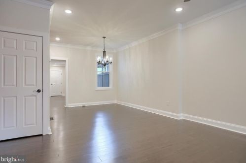 524 Orange St, Lancaster PA  17603-3665 exterior