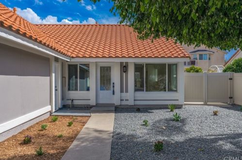 15192 Champagne Cir, Irvine, CA 92604-2914