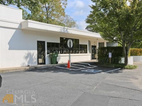 2388 Hurst Dr, Atlanta GA  30305-4233 exterior