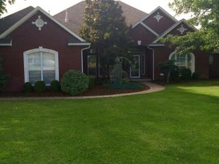1101 Lake Vista Rd, Edmond, OK 73034-8171