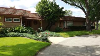 10403 De Soto Ave, Chatsworth CA  91311-2303 exterior